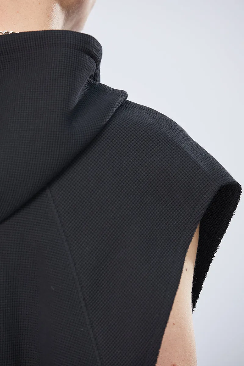 BLACK SLEEVELESS OVERALL