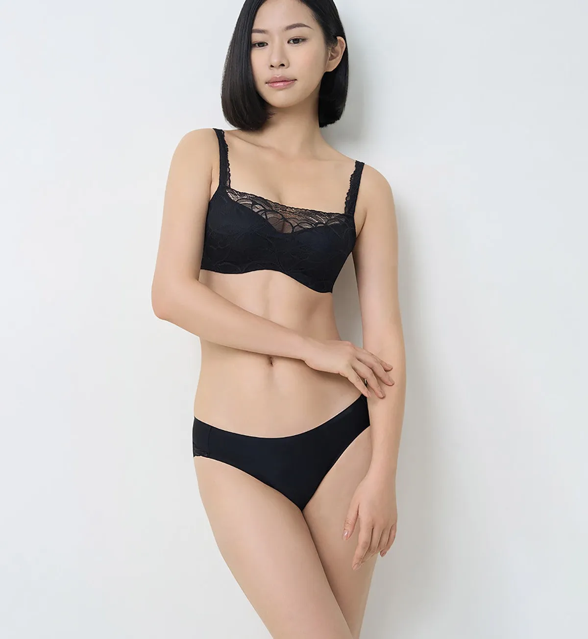 Body Make Up Illusion Lace High Leg Brief