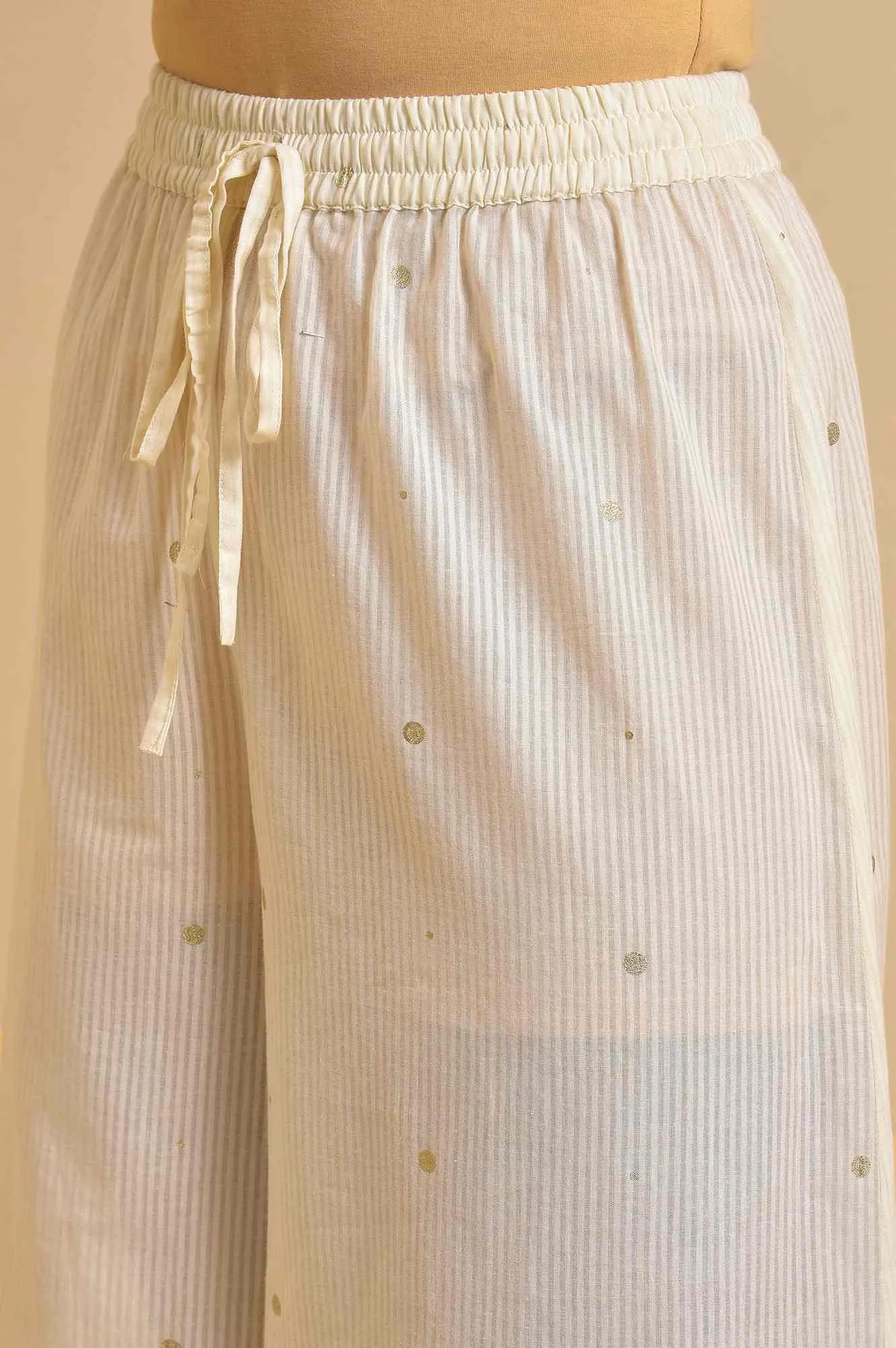 Ecru Slip kurta Set With Inner