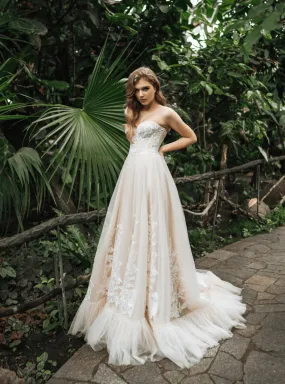 Elegant Off-Shoulder Wedding Dress with Tulle - Floral Applique Wedding Gown Plus Size - LEILA