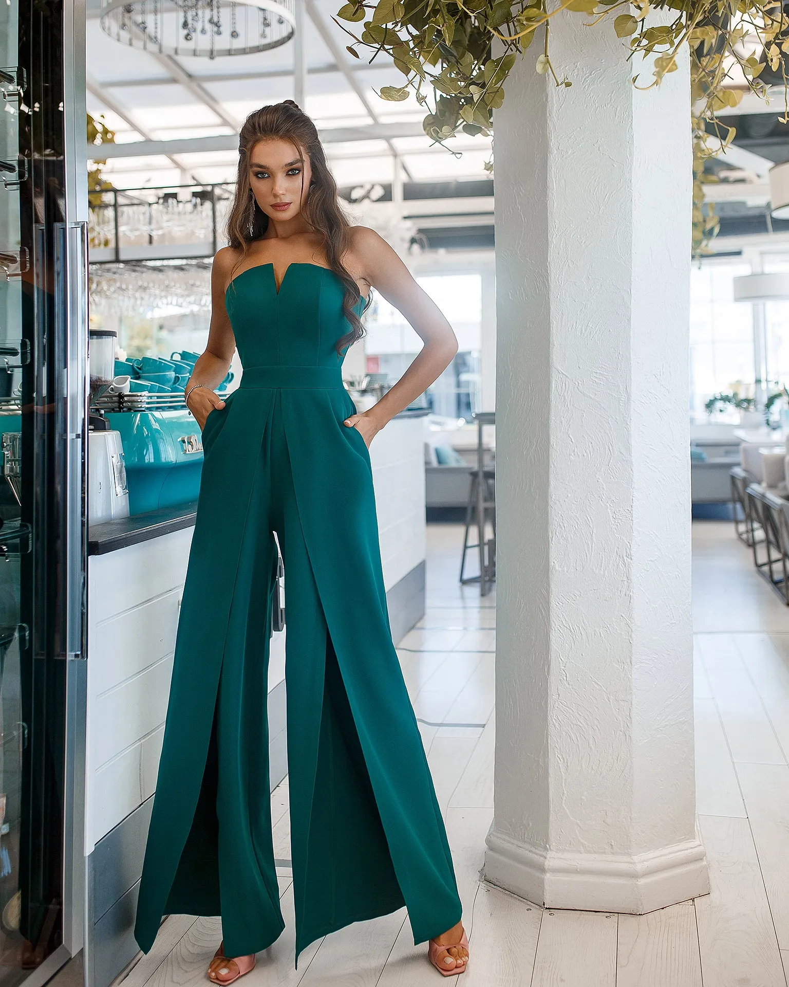 Emerald Strapless V-Neck Jumpsuit