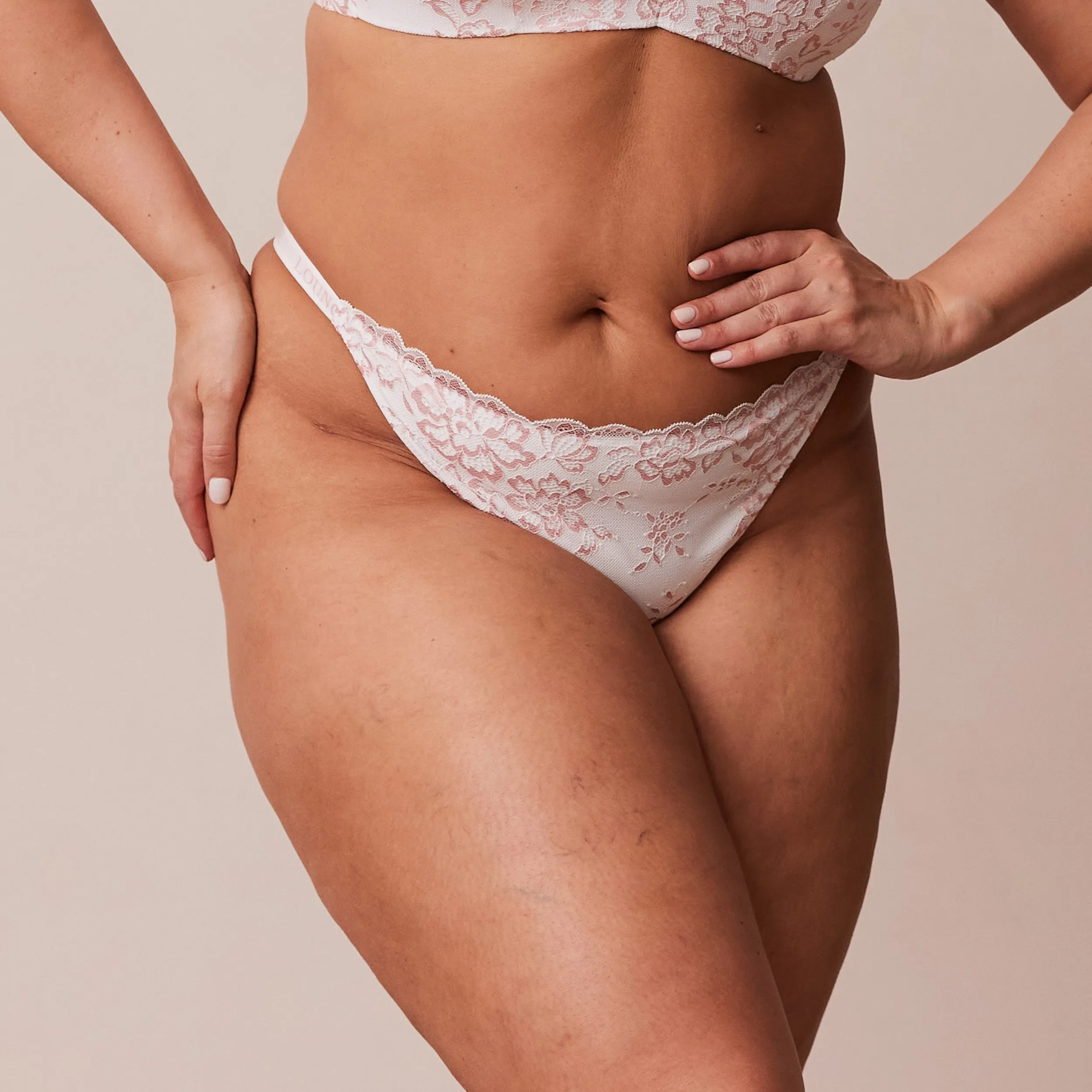 Lace Magic Thong (Set) - White