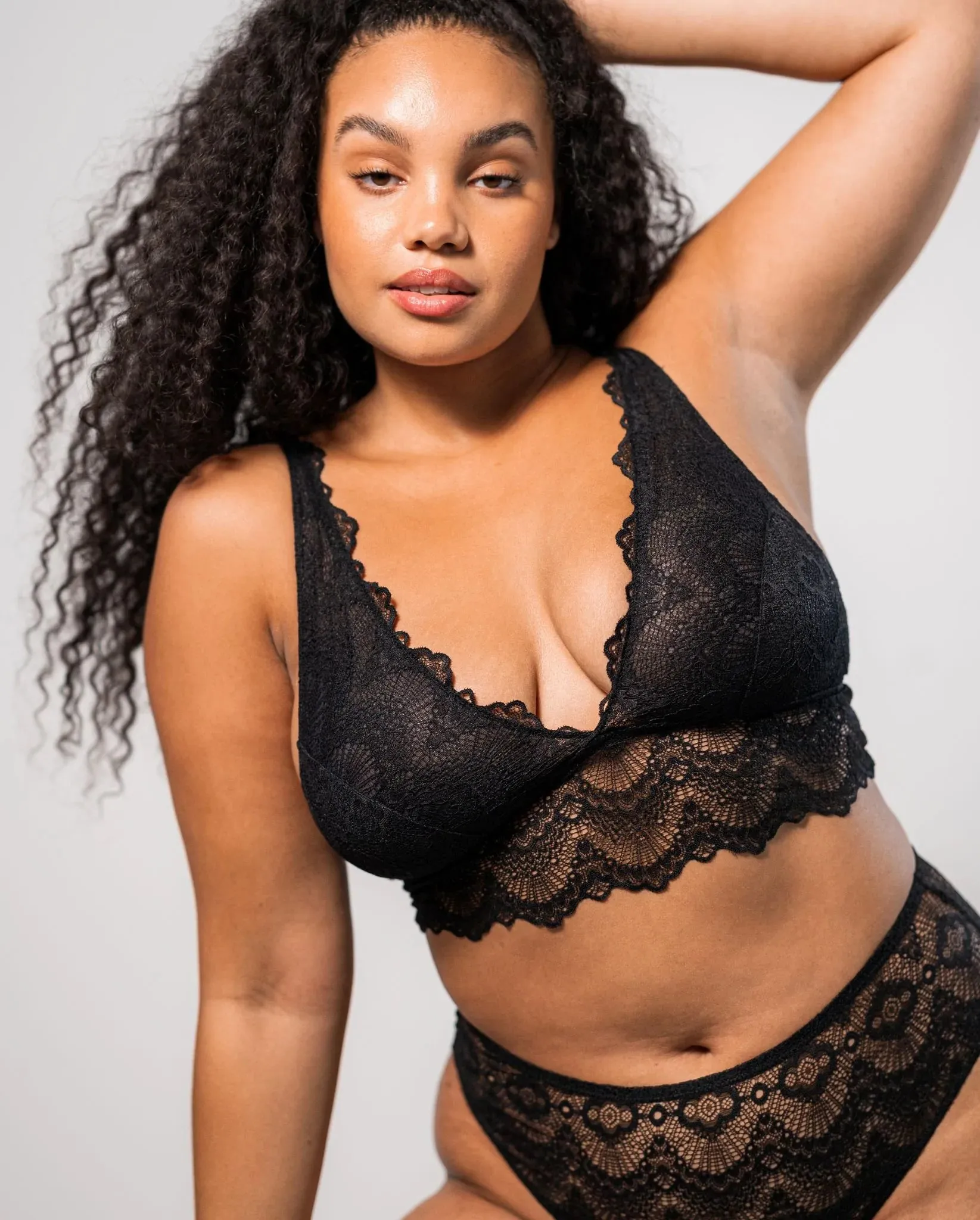 Lace Plunge Bralette Top Saboteur Black