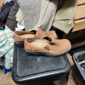 Slip on/ clogs
